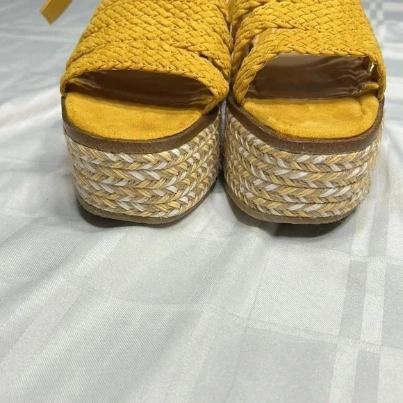 platform JustFab women sandals sz 6.5 yellow heel wedge espadrille,ankle strap - Picture 3 of 15
